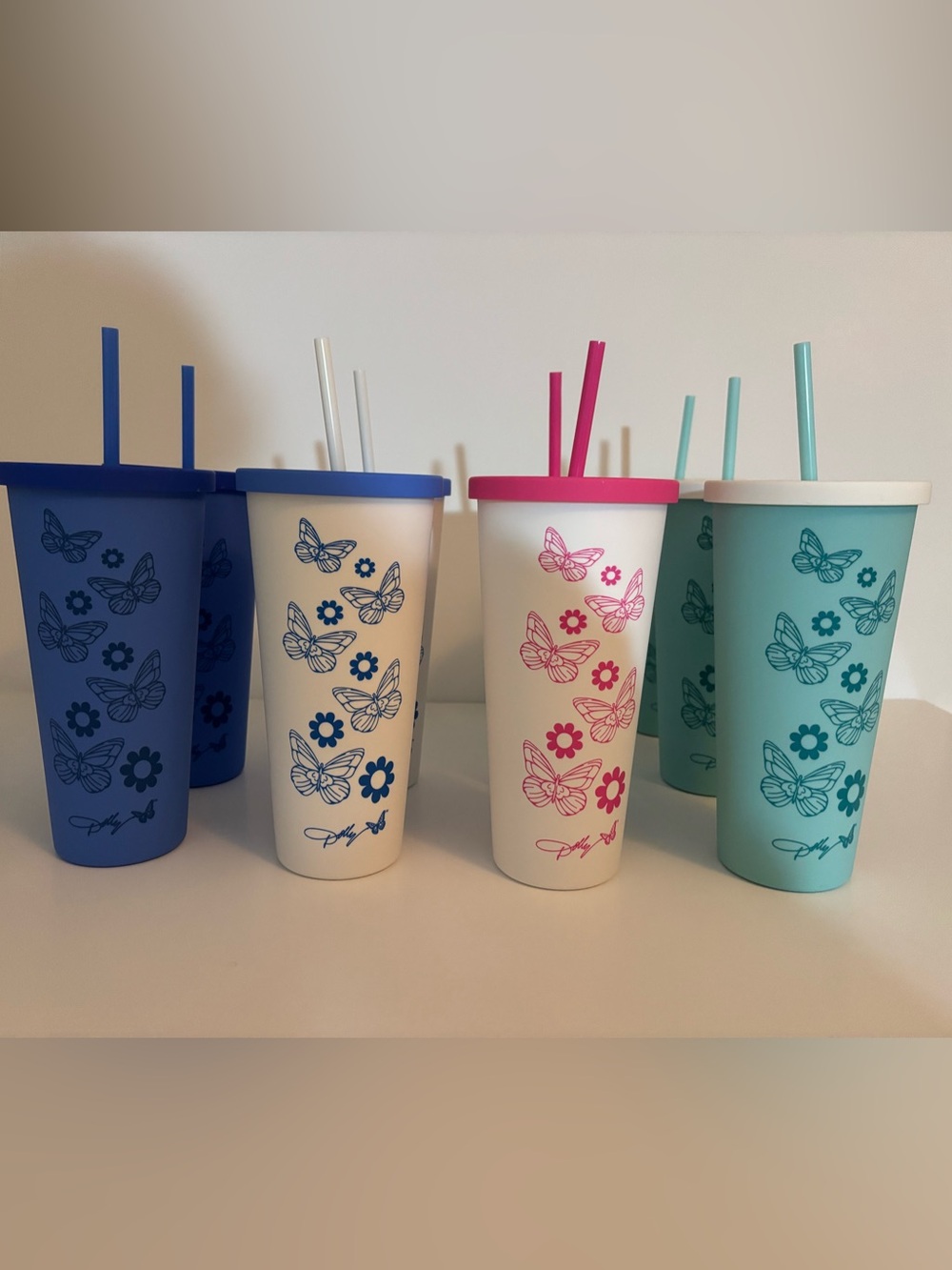Dolly Parton 20 oz tumbler with lid & straw - NWT - Free with Purchase of $30+